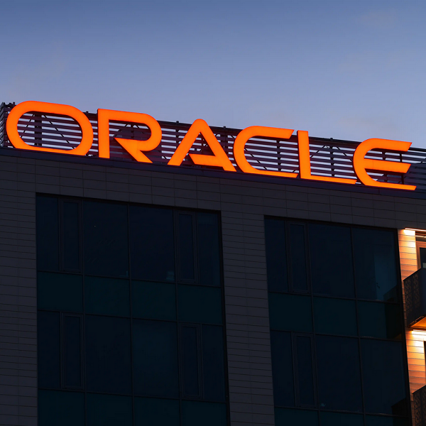 Oracle AI agents help sales, marketing, and service leaders enhance customer experiences
